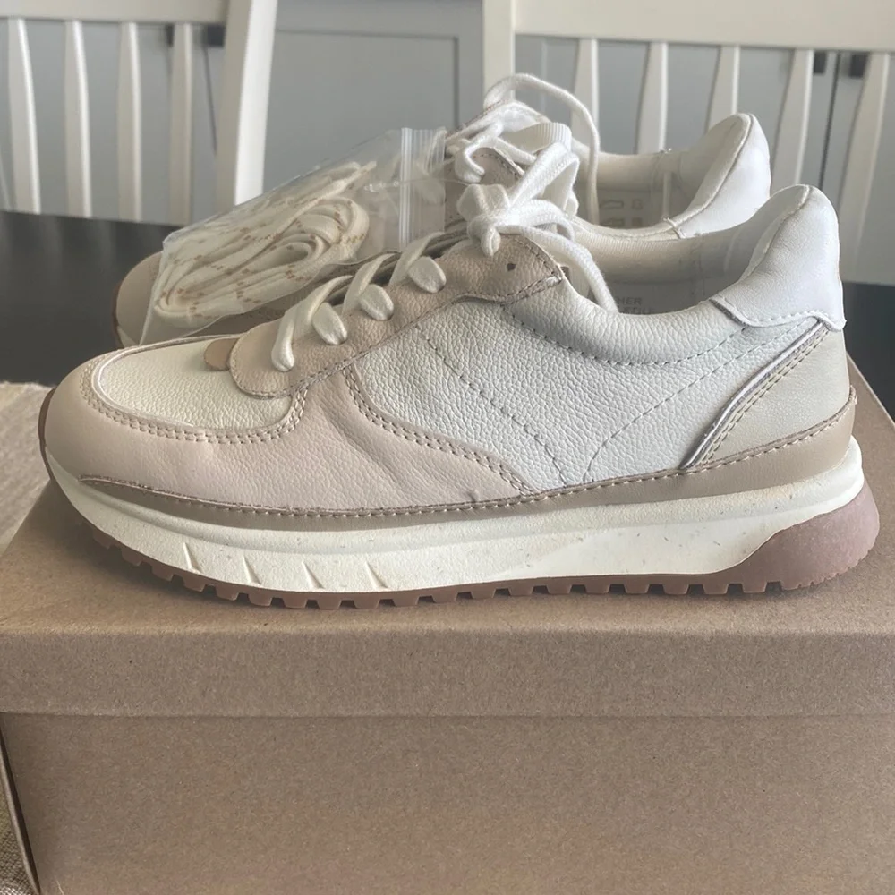 Madewell Kickoff Trainer - Picture 1 of 5